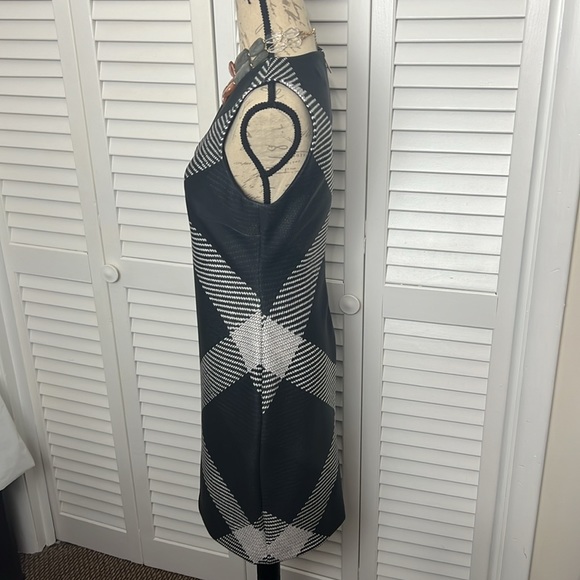 Tommy Hilfiger Sheath dress Scuba like material - Picture 2 of 7